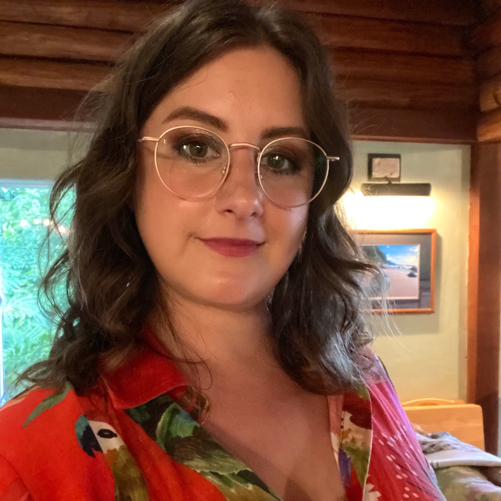 Meet your Posher, Lauren